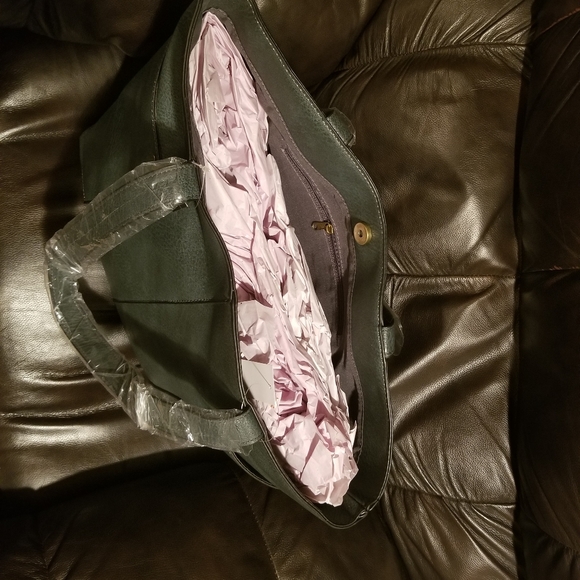 Purse - Picture 3 of 3